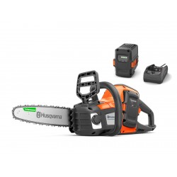 Husqvarna 215i  Tronçonneuse à batterie 12" (30 cm)  Avec batterie B70 & chargeur C80