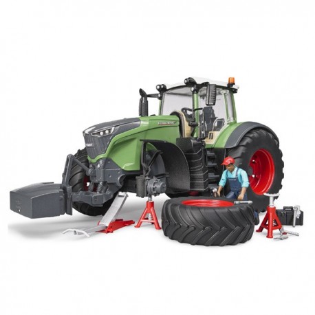 Tracteur Fendt 1050 Vario avec mecanicien et accessoires de depannage